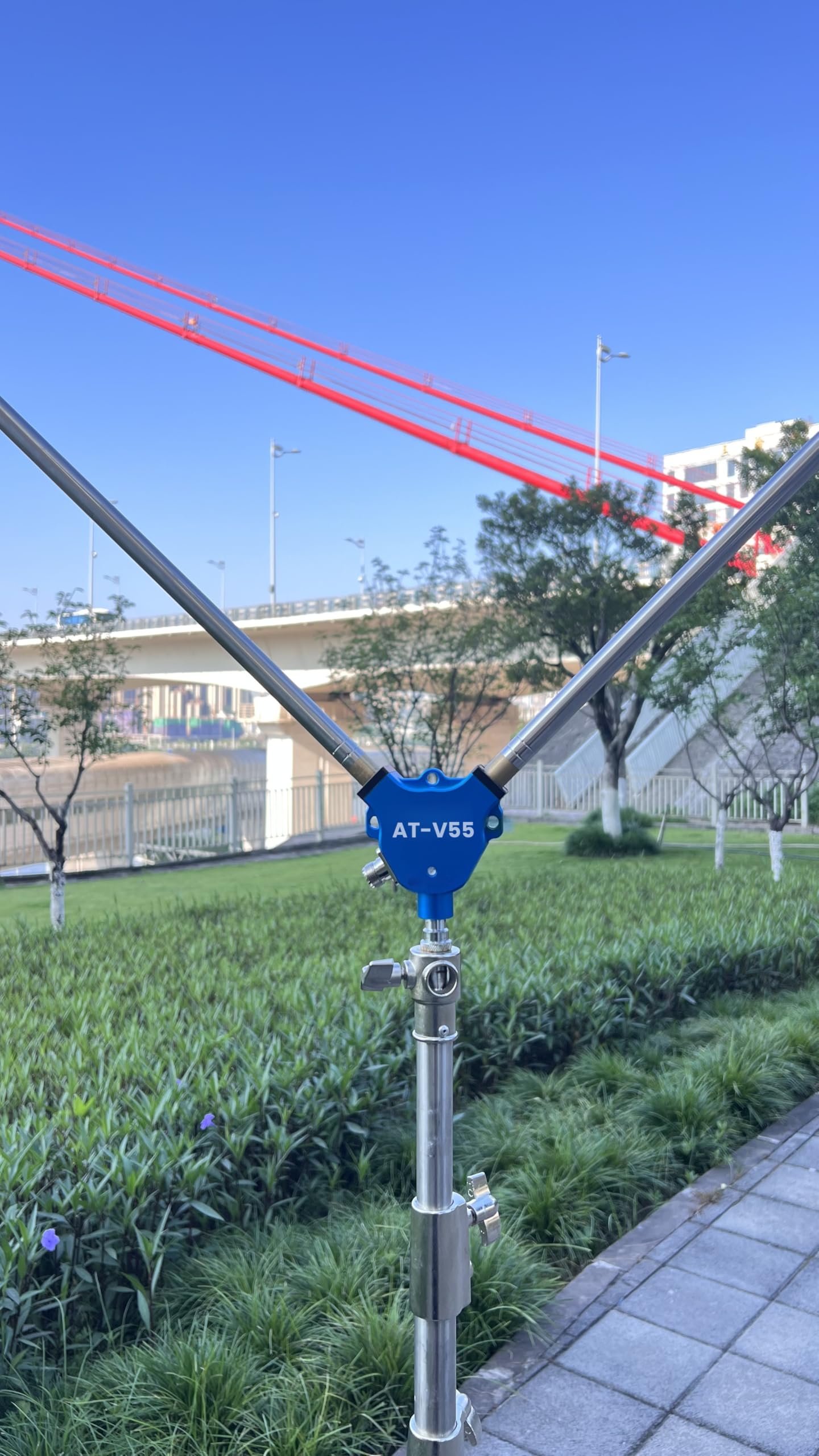 Amazon.com: AT-V55 Portable HF/VHF/UHF Antenna Kit with Tripod